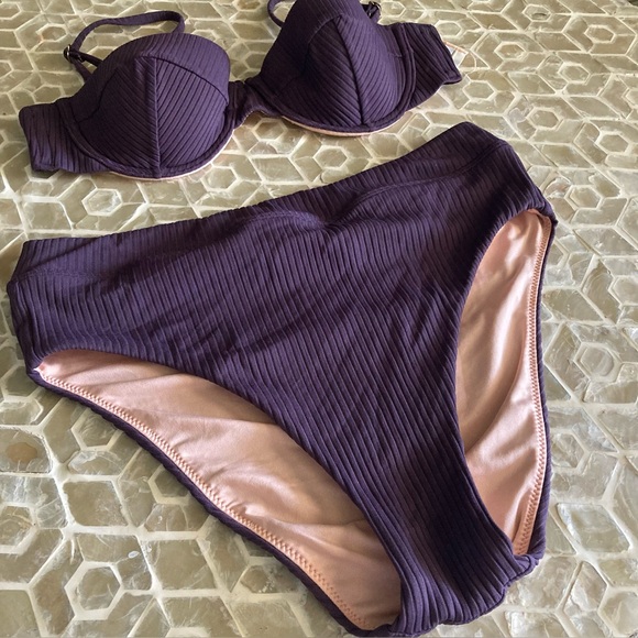 Madewell Ribbed Balconette Bikini Top & Hi-Waist bottoms in True Aubergine (S/M) - Picture 9 of 9